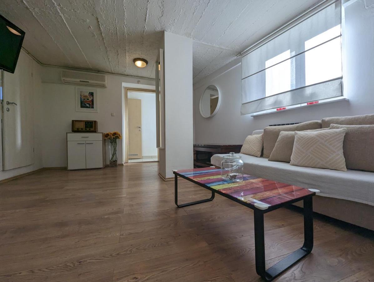 Twin-Magnolias Condo With Garden, Parking & Ev Station Zagreb Exterior photo