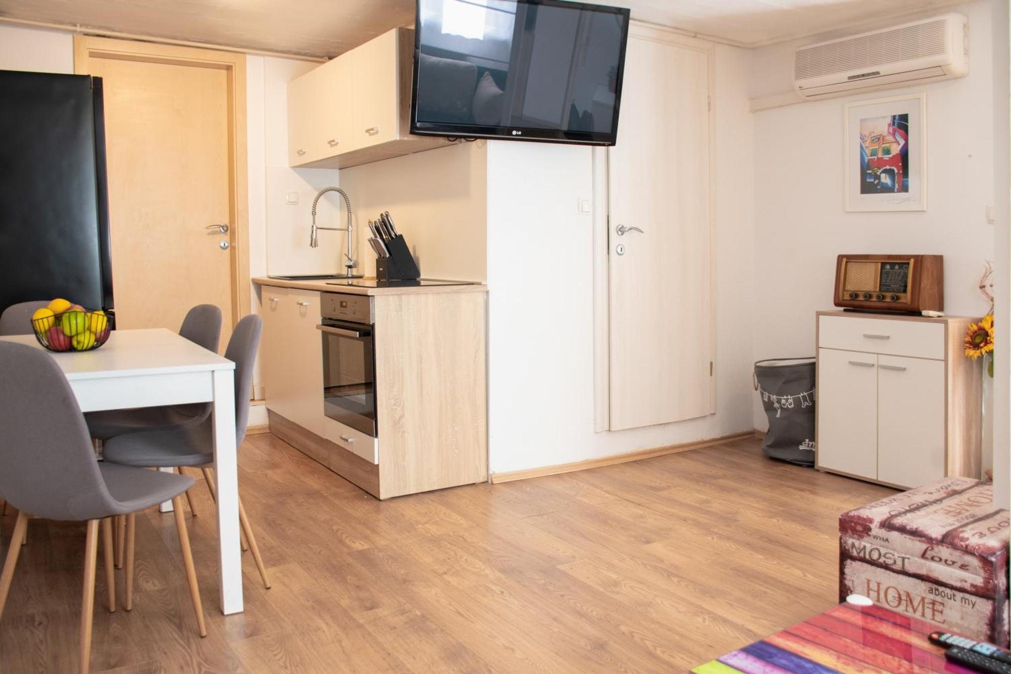 Twin-Magnolias Condo With Garden, Parking & Ev Station Zagreb Exterior photo