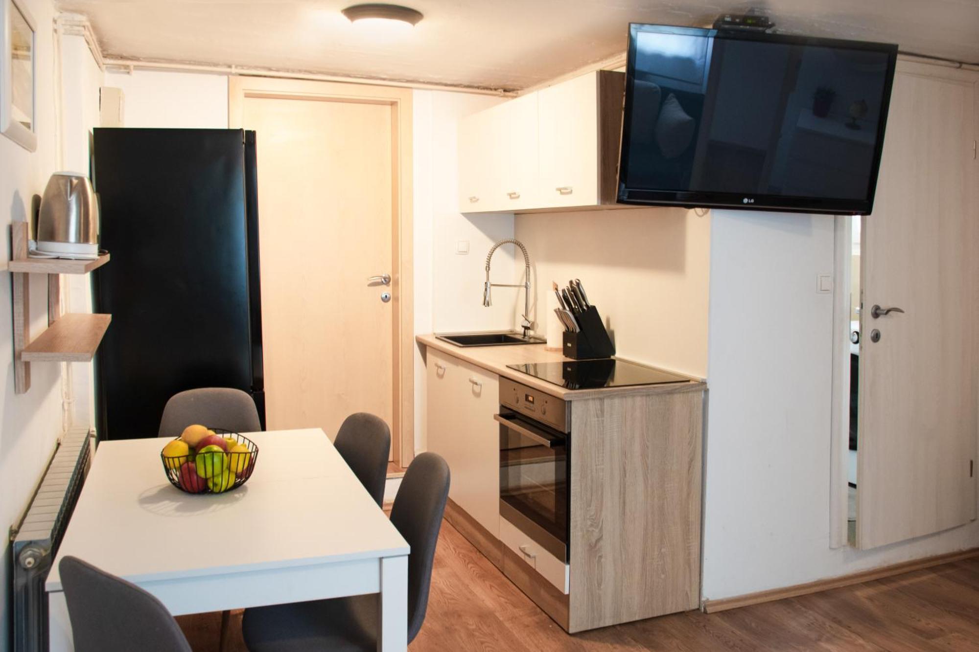 Twin-Magnolias Condo With Garden, Parking & Ev Station Zagreb Exterior photo